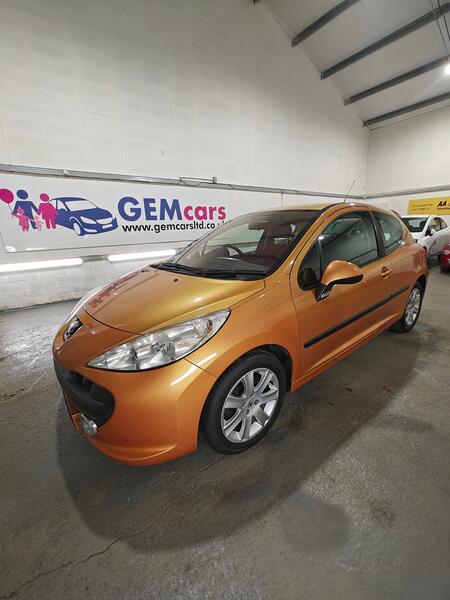 PEUGEOT 207